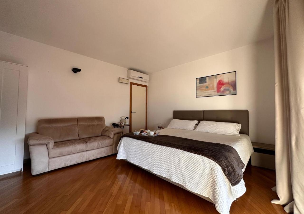 Hotel Europa Taranto Eksteriør billede
